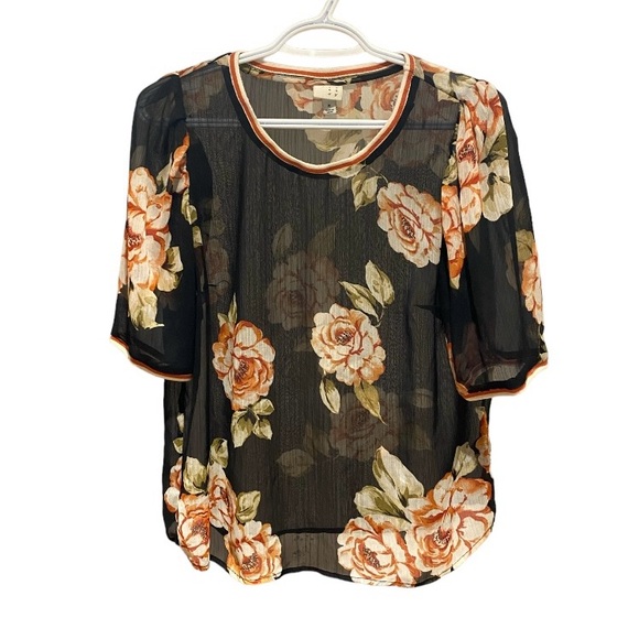 A.N.D ea wy floral sheer blouse. Size medium - Picture 1 of 9